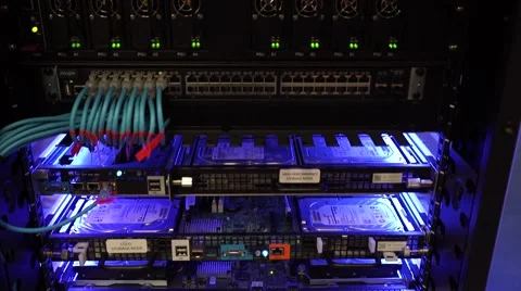Server in a Data Center 스톡 동영상 68646125