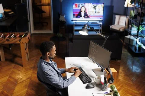 Server technician optimizing program and integrating HTML tags Foto stock