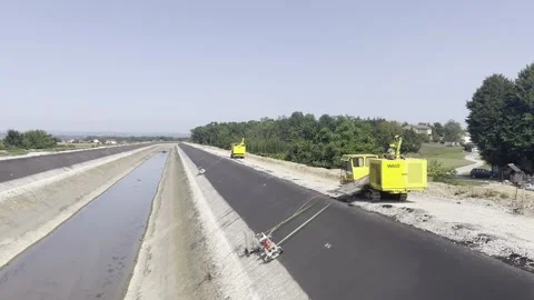Service on a dam in austria Видео 295018333
