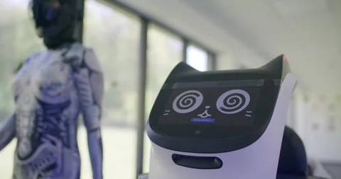Service Robot With Cat Face Screen, Humanoid Android Behind, Close Up Shot Stockbeeldmateriaal 341296785
