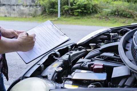 Services car engine machine concept, Automobile mechanic repairman checking a Stock Photos