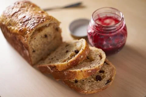 Serving for breakfast or tea time with sliced bread Foto stock