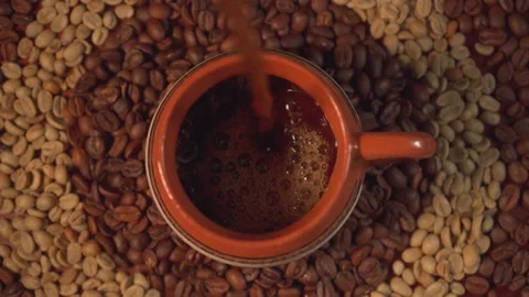 Serving coffee on a Mexican table 库存影片 162247030