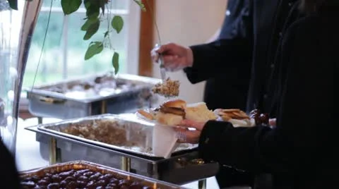 Serving food at wedding Video stock 12167096