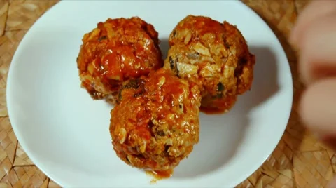Serving Meatballs Sequence (HD) 動画素材 10712189