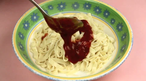 Serving Pasta With Tomato Sauce 스톡 동영상 45903825