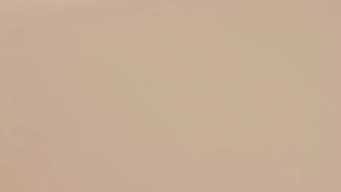 Serving a slice of cold mozzarella pizza	 Vídeo Stock 133815998