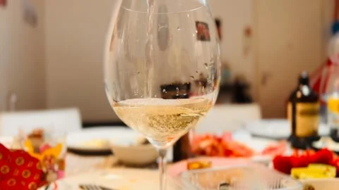 Serving soft drink in a glass Stock-Footage 274035422