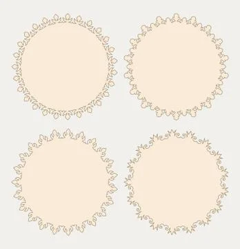 Set of 4 very simple round frames with fully editable stroke width and fill c Ilustración de archivo