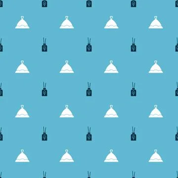 Set Aroma diffuser and Sauna hat on seamless pattern. Vector Illustrazione stock