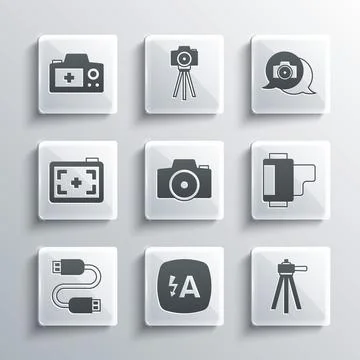 Set Auto flash, Tripod, Camera roll cartridge, Photo camera, USB cable cord, and Stockillustratie