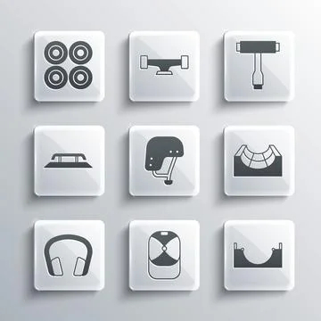 Set Baseball cap, Skate park, Skateboard helmet, Headphones, stairs with rail Ilustración de archivo