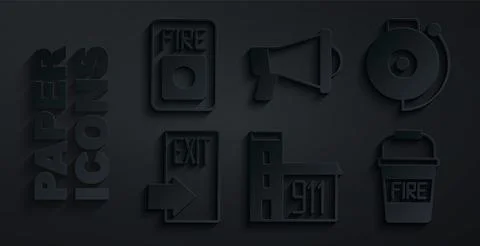 Set Building of fire station, Ringing alarm bell, Fire exit, bucket, Megaphone Ilustración de archivo