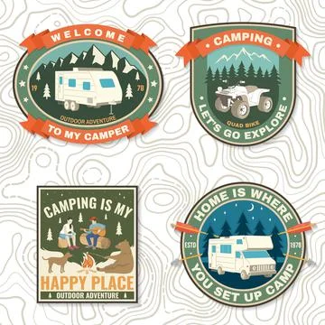 Set of camping badges. Vector Patch or sticker. Concept for shirt or logo, print Illustrazione stock