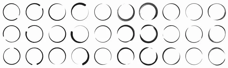 Set of circular frames. Collection hand drawn round shape. Sketch of circul.. Stock Illustration