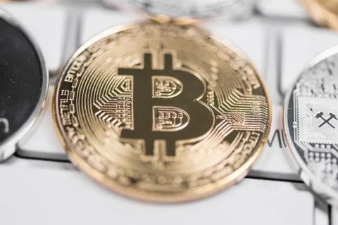 Set of cryptocurrencies. Bitcoin as most important cryptocurrency concept. Foto stock