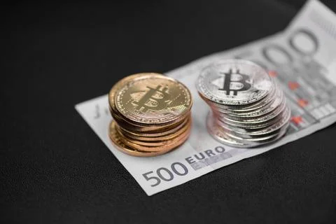 Set of cryptocurrencies. Bitcoin as most important cryptocurrency concept. Foto stock