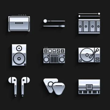 Set DJ remote for playing and mixing music, Guitar pick, Piano, Vinyl playe.. Stock Illustration
