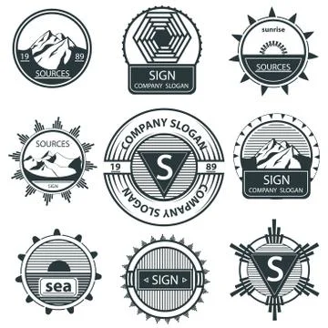 Set emblems mountain, labels and signs vintage Illustrazione stock