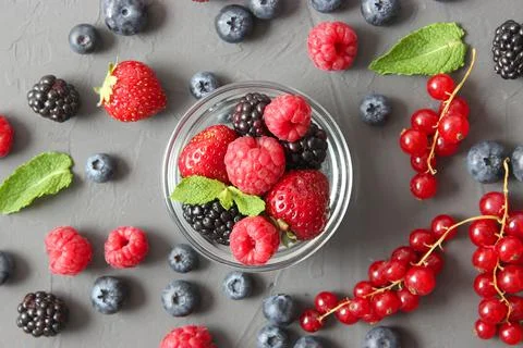 Set of forest berries on the table top view. Stock-Fotos