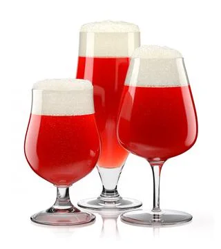 Set of fresh draft beer glasses with bubble froth isolated on white background. Illustrazione stock