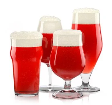 Set of fresh draft beer glasses with bubble froth isolated on white background. Illustrazione stock