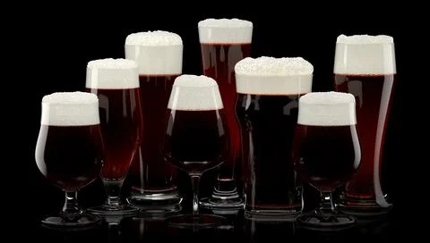 Set of fresh draft beer glasses with bubble froth isolated on black background. 스톡 일러스트