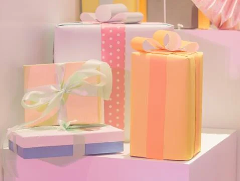 Set of gift box on shelf Foto stock