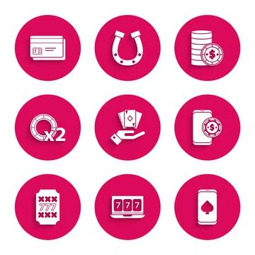 Set Hand holding deck of playing cards, Online slot machine with lucky sevens Stock Illustration