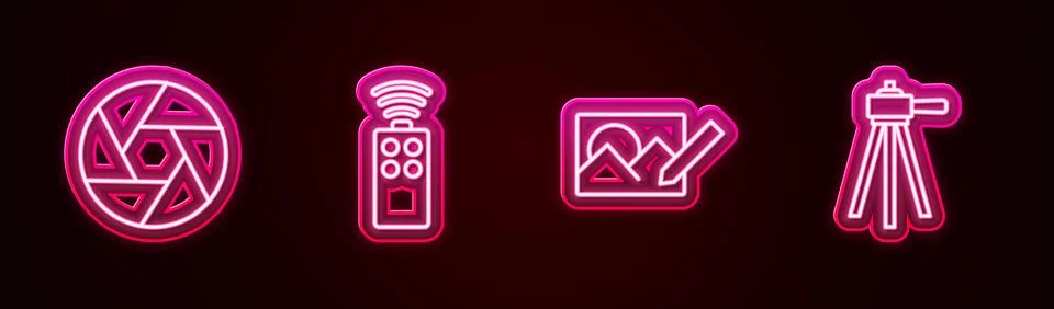 Set line Camera shutter, Remote control for camera, Photo retouching and Tr.. Illustrazione stock