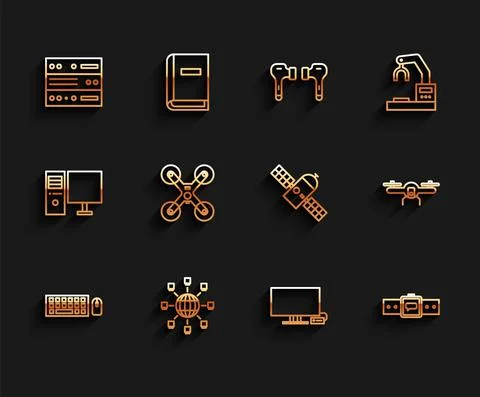 Set line Keyboard and mouse, Social network, Server, Data, Web Hosting, Smart Tv Illustrazione stock