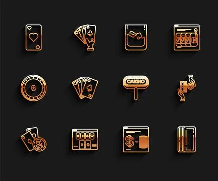 Set line Playing cards and glass of whiskey with ice cubes, Online poker table Illustrazione stock