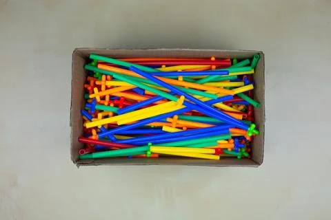 Set of multi colored straw constructor Foto stock