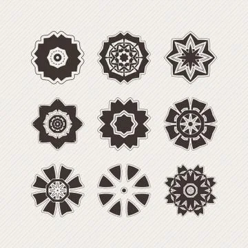 Set of ornate vector mandala symbols. Gothic lace tattoo. Celtic weave with s Illustrazione stock