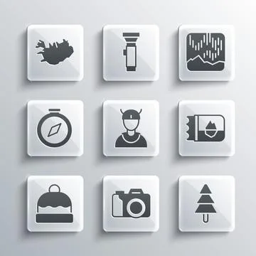 Set Photo camera, Tree, Ticket in Iceland, Viking head, Beanie hat, Compass.. Illustrazione stock