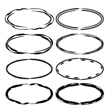 Set of round grunge frames. Empty circlular borders. Ellipse frame. Vector il Stock Illustration