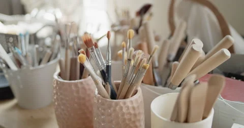 Set of tools for crafting, texturizing or sculpting clay in pottery workshop Video stock 154356754