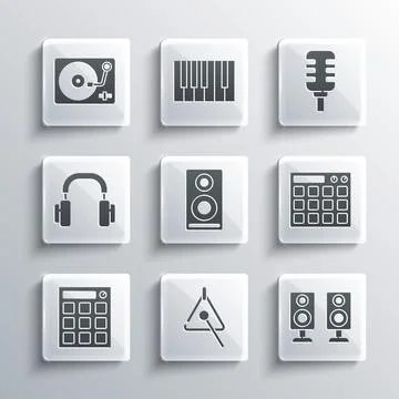Set Triangle, Stereo speaker, Drum machine, Headphones, Vinyl player with vinyl Illustrazione stock