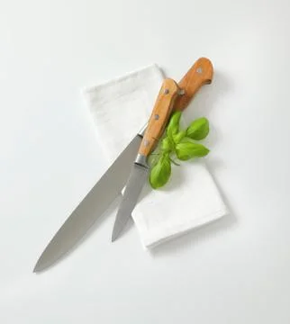 Set of two sharp pointed tip kitchen knives Foto stock