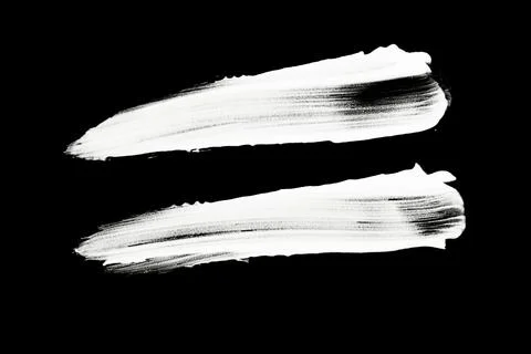 Set of White Chalk Hand Drawn Double Horizontal Lines and Strokes Illustrazione stock
