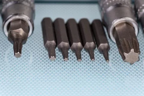 Sets of interchangeable torx bits for screwdriver and mini screwdriver Foto stock
