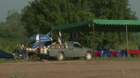 Setting up 스톡 동영상 485242