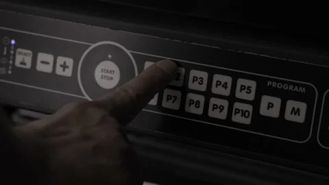 Setting a program on a simple programming panel of an baking oven Vídeos de archivo 230644290