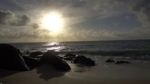 The setting sun against the Indian ocean in Seychelles 5 Video stock 112184041