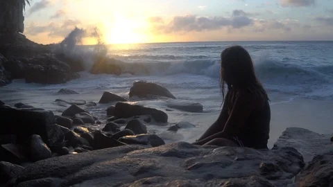 The setting sun against the Indian ocean in Seychelles 1 Stock Footage 112188983