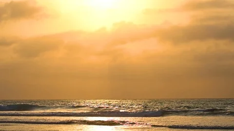 Setting sun and big sea waves Stock Footage 119370152