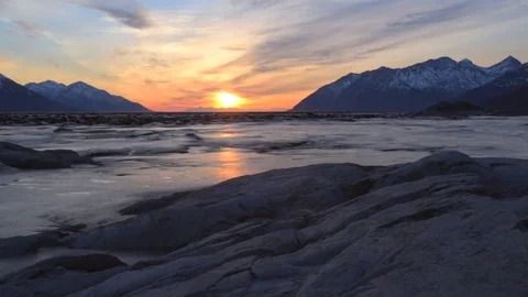 The setting sun at Bird Point on a winter evening Stock Footage 75214543