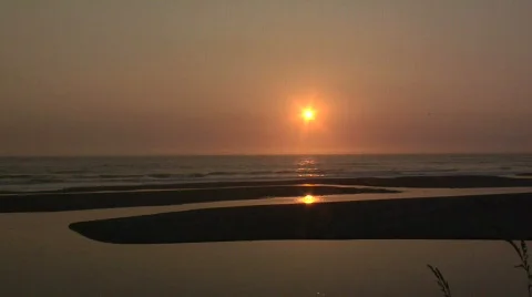 Setting Sun on the Pacific Ocean Coast (US West Coast) Stock Footage 772969