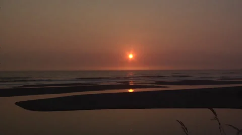 Setting Sun on the Pacific Ocean Coast in Oregon Stock Footage 38602647