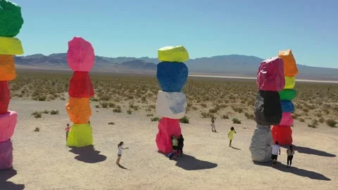 Seven Magic Mountains 2 Video stock 159305296